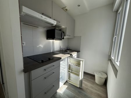 Location Appartement 1 pièce 25m² LIMOGES 87000 - Photo 2