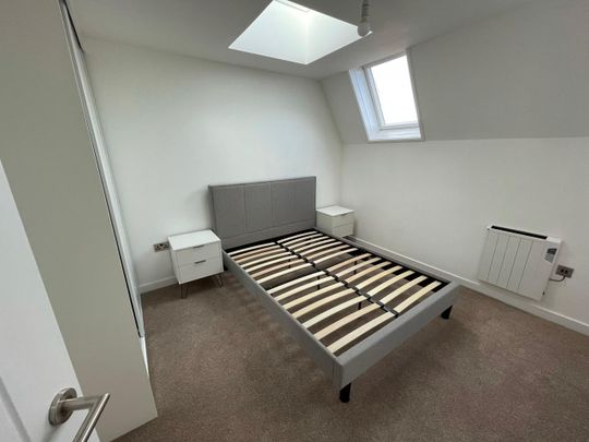 2 Bed Flat, Queens Road, CV1 - Photo 1