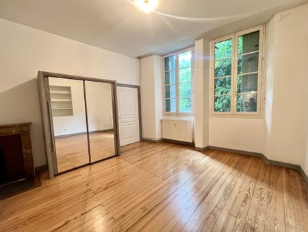 Location Appartement 2 pièces 51m² CHAMBERY 73000 - Photo 3