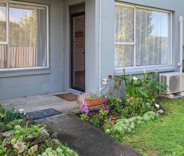 2 bedroom home in Mount Eden! - Photo 2