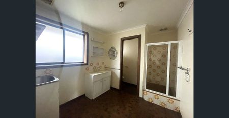 ADDISON REAL ESTATE - Photo 5