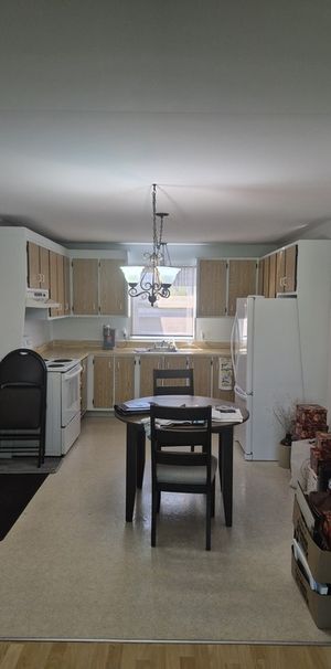 Grand Logement 4 1/2 Ch./écl. A Louer - Photo 1