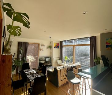 2 Bed Flat, Church Street, M4 - Photo 1