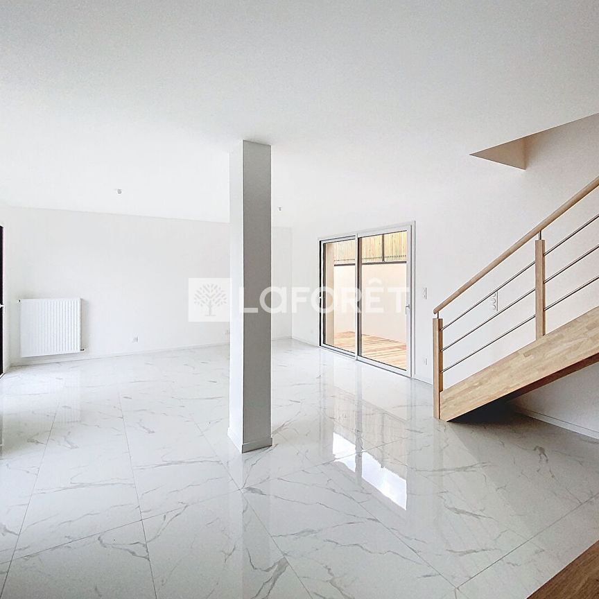 House - Photo 1