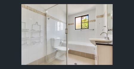 Quiet Living with Great Convivence with Pool - Photo 4