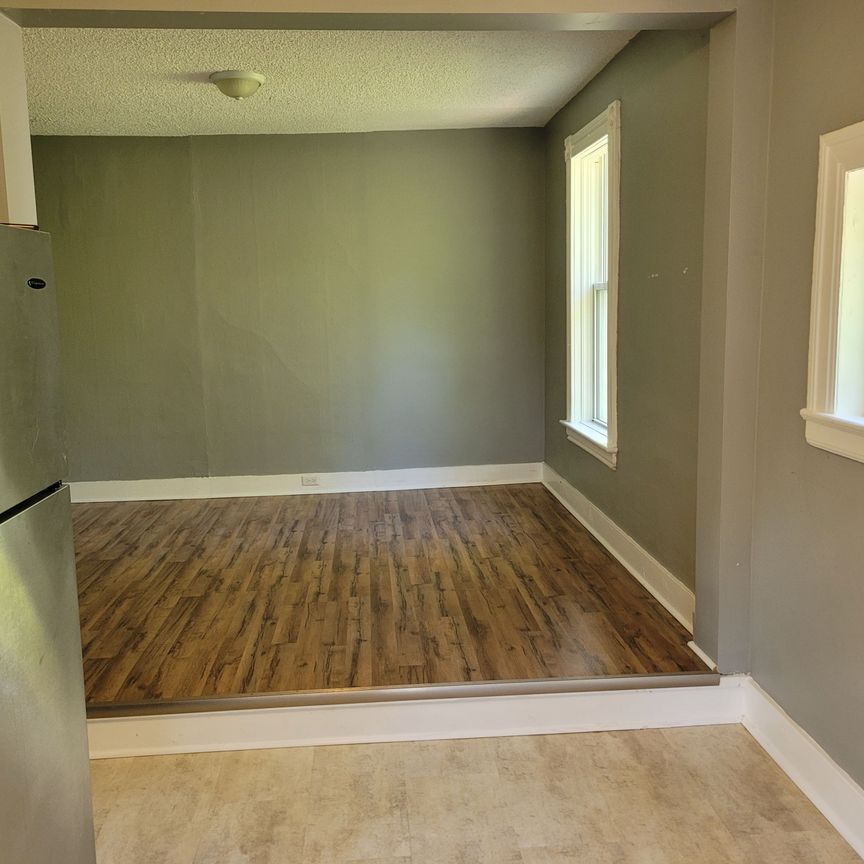 For Lease - 227 Nottawasaga Street Unit# 2, Orillia, Ontario - Photo 1