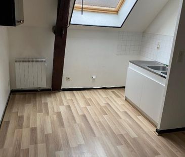 APPARTEMENT F2 RUE DES CHAVANNES - Photo 5
