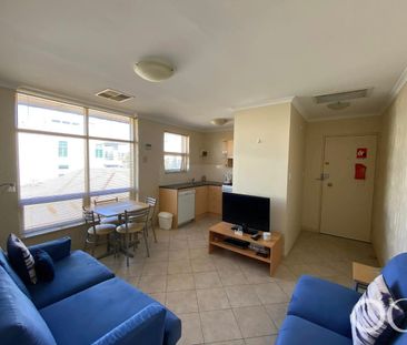 Open the Door To Fully Furnished Relaxed Coastal Living. - Photo 3