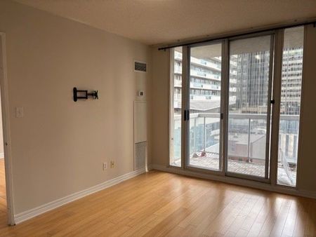For Lease - 43 Eglinton Avenue Unit# 1110, Toronto, Ontario - Photo 4