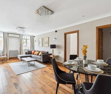 3 bedroom flat to rent - Photo 4