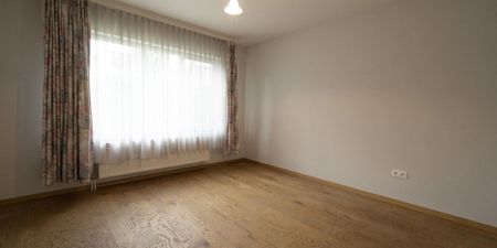 Appartement te huur in Berchem voor € 1.100 met 2 slaapkamers - Foto 3
