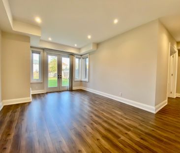 For Lease - 36 Elm Grove Avenue, Richmond Hill, Ontario - Photo 1