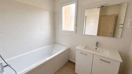 Location Maison 5 pièces 99m² DURTOL 63830 - Photo 2