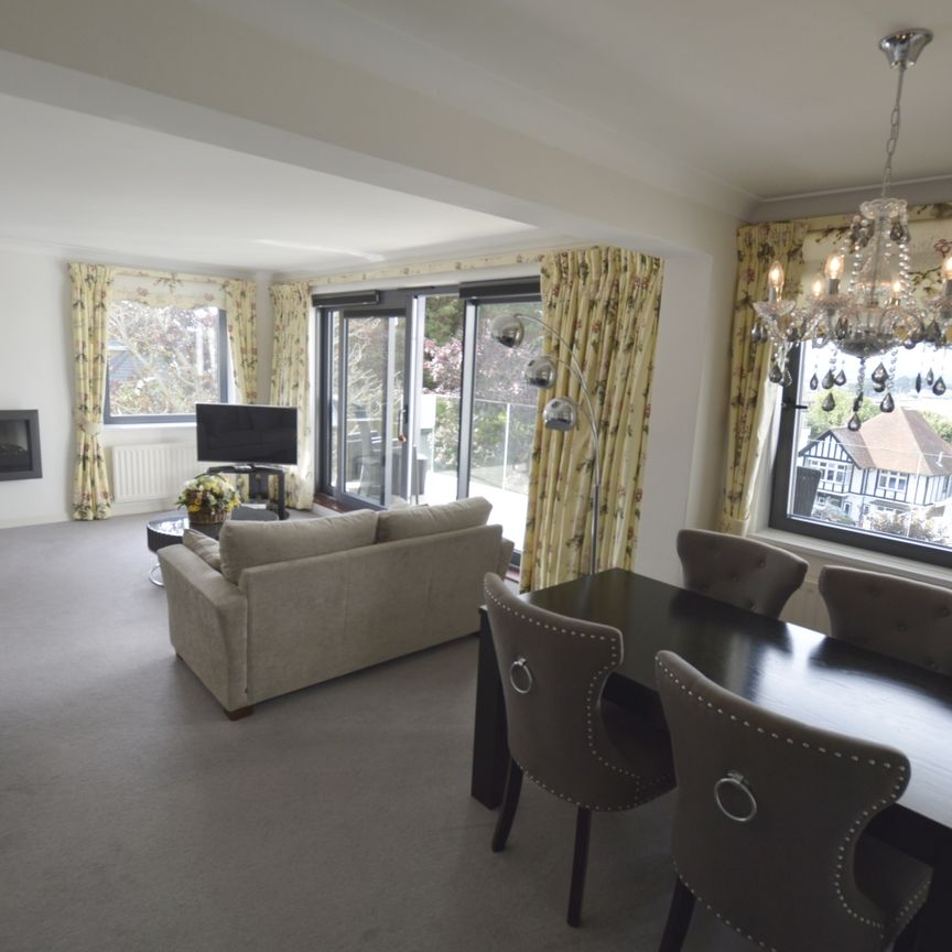 Wykeham Lodge, Chaddesley Glen - Photo 1