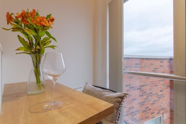 Studio to rent - Photo 1