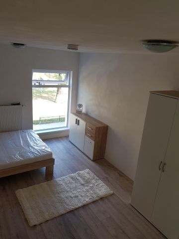 Te huur: Huis Tweede Emmastraat in Enschede - Foto 2