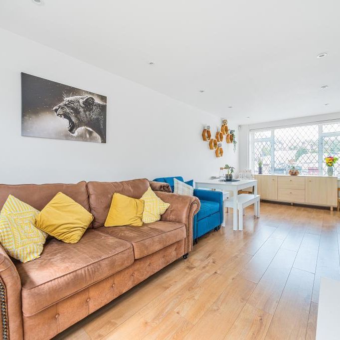 2 bedroom terraced house to rent - Photo 1