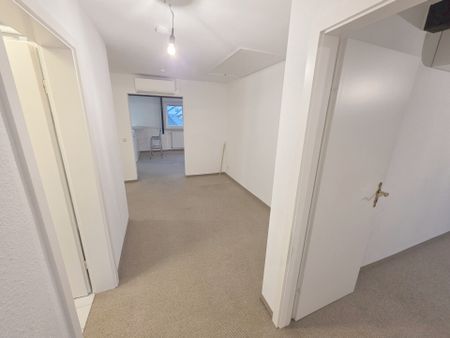 Sankt Augustin-Hangelar: Attraktive 4-Zimmer-Dachgeschosswohnung – hell und mit Klimageräten - Photo 4