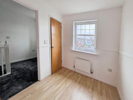 2 bedroom terraced house to rent - Photo 2