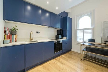 Chiswick High Road, Chiswick, W4 - Photo 4