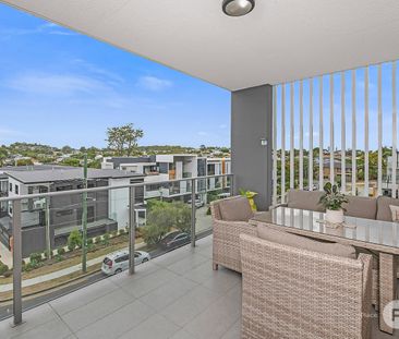 Massive Two Bedroom Apartment Close to Everything! - Photo 1