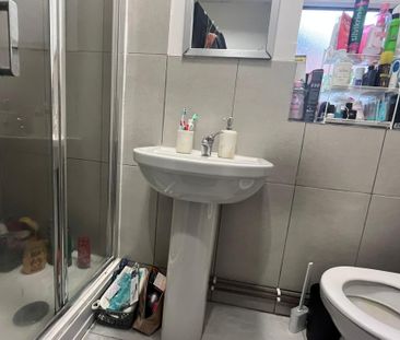 Alpha Street, Salford - Photo 2