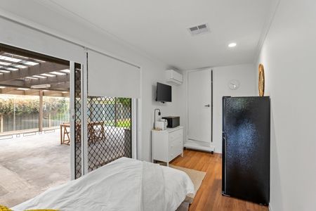 Wyndham Vale - Photo 3