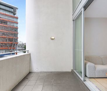 Furnished Split-Level Apartment with Study I Ducted A/C & Balcony i... - Photo 2