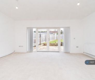 3 bedroom bungalow to rent - Photo 6