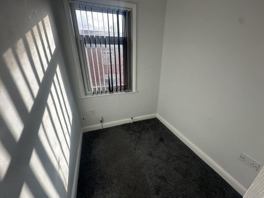 3 bedroom House To Let - Photo 1