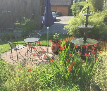 LICHTDURCHFLUTET AN RUHIGER LAGE - Photo 1