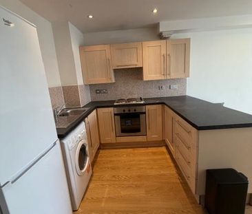 2 bedroom apartment to rent - Photo 2