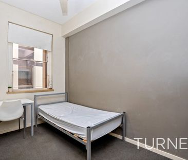 Fully Furnished 3 Bedroom Apartment in the Heart of Adelaide - Photo 1