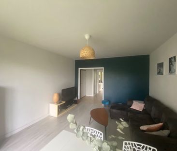 Location Appartement 3 pièces 76m² LYON 5ème - Photo 3