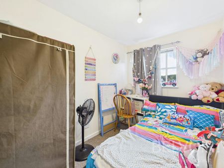 Terraced House to rent on - Photo 5