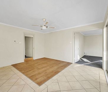 11 Nugent Close, Jerrabomberra - Photo 1