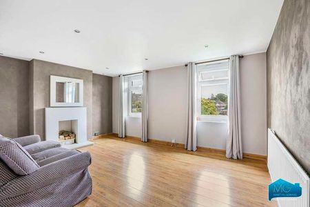 Edgeworth Road, New Barnet, Hertfordshire, EN4 - Photo 3