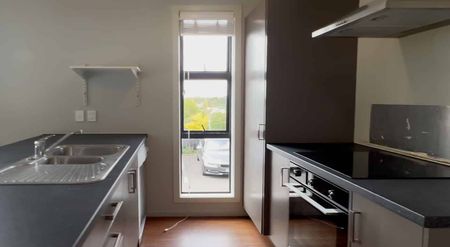 Spacious Three Bedroom End Unit with Kitchen Upgrades - Photo 2