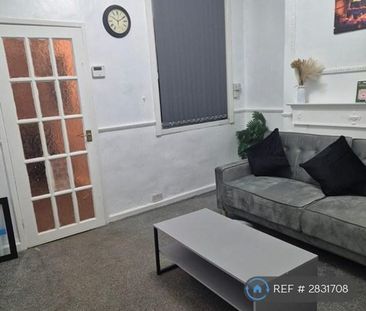 3 bedroom terraced house to rent - Photo 3