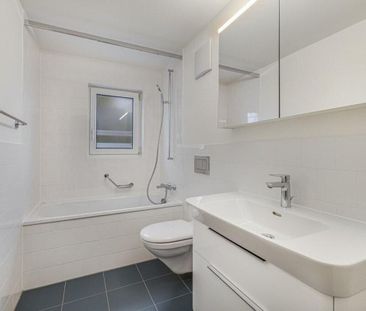 Stylish living in Allschwil - Photo 4
