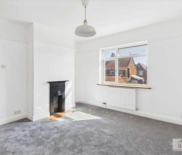 Cowley Road, Felixstowe, IP11 - Photo 3