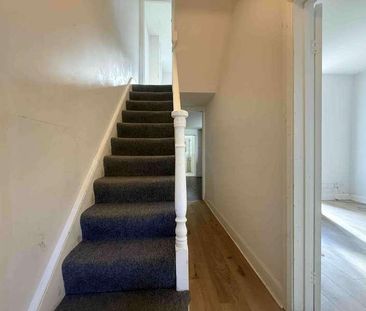 Brookmill Road, London, SE8 - Photo 4