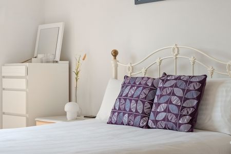 2 Bed Flat, Chalk Farm Road, NW1 - Photo 4