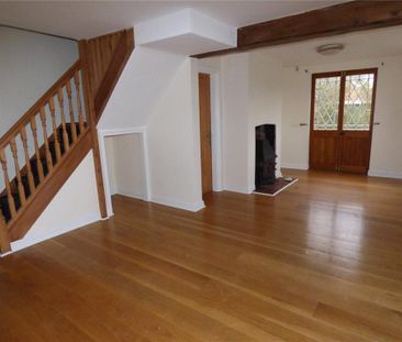 4 bedroom detached house to rent - Photo 2