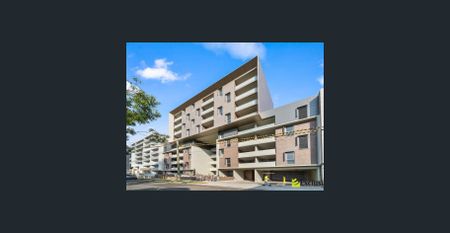 ONE BEDROOM UNIT WITH ABUNDANCE OF LIGHT - Photo 3