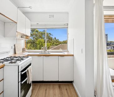 Urban Convenience Meets Coastal Living - Photo 3