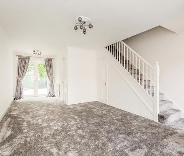 2 bedroom terraced house to rent - Photo 3