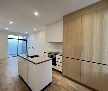 Wellington Living - Photo 4