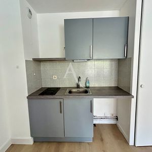 Location Appartement 1 pièce 30m² NICE 06000 - Photo 2