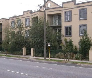 Malvern East - Photo 1